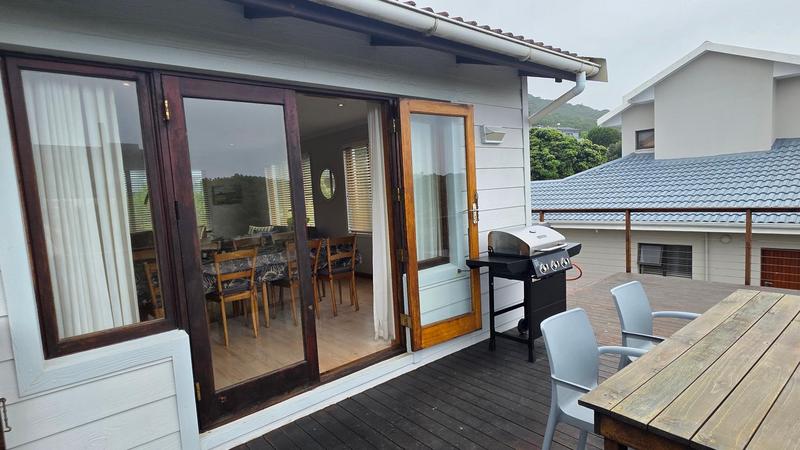 5 Bedroom Property for Sale in Glentana Western Cape
